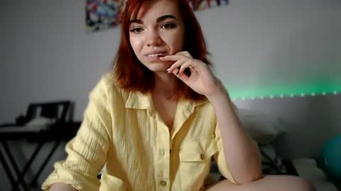 Snapshot of olivka_flower chatting on February 7, 2025, 6:45 pm Angelina Lina online show from February 7, 2025, 6:45 pm