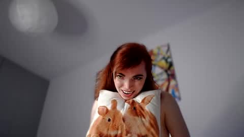Snapshot of olivka_flower chatting on February 12, 2025, 7:02 pm Angelina Lina online show from February 12, 2025, 7:02 pm