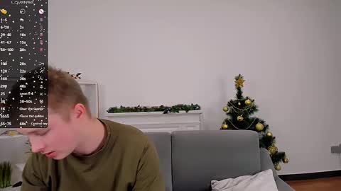 Snapshot of ollistiw chatting on December 24, 2024, 8:38 pm Olli and Stiw online show from December 24, 2024, 8:38 pm