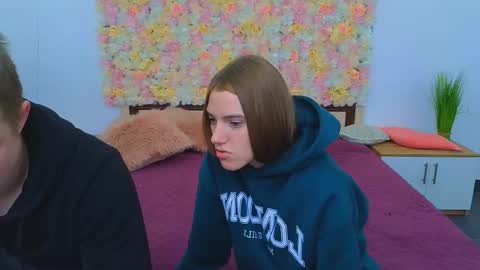 Snapshot of ollistiw chatting on September 14, 2025, 8:13 am Olli and Stiw online show from September 14, 2025, 8:13 am