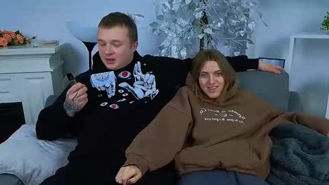 Snapshot of ollistiw chatting on November 7, 2025, 8:58 am Olli and Stiw online show from November 7, 2025, 8:58 am