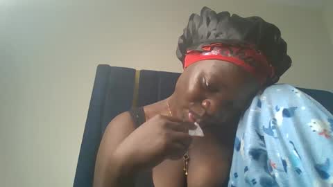 ollleina online show from April 23, 2026, 9:50 pm