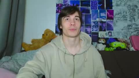 Tony online show from November 1, 2025, 7:49 pm