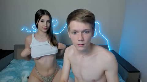 Oliver and Mira online show from October 4, 2025, 2:59 pm