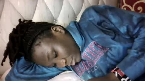 Snapshot of olwami4 chatting on July 17, 2026, 1:23 am olwami4 online show from July 17, 2026, 1:23 am