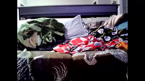 Snapshot of omarluvins chatting on February 26, 2025, 10:09 pm Omar online show from February 26, 2025, 10:09 pm