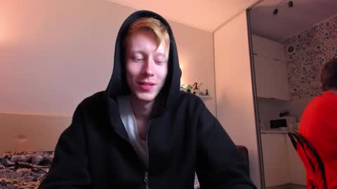 Snapshot of omg_pie chatting on October 13, 2025, 5:57 pm Mars online show from October 13, 2025, 5:57 pm