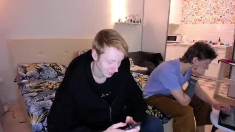 Snapshot of omg_pie chatting on October 22, 2025, 8:52 pm Mars online show from October 22, 2025, 8:52 pm