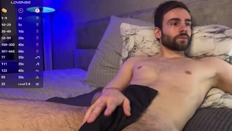 Snapshot of omgronnyy chatting on October 26, 2025, 1:22 am Mark cut 7.5 inches online show from October 26, 2025, 1:22 am