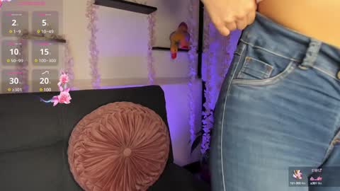 Violette online show from February 4, 2025, 11:49 pm