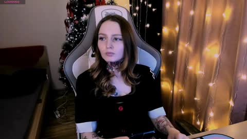 on_yxxx online show from January 18, 2025, 7:04 pm