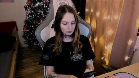 on_yxxx online show from January 31, 2025, 5:42 pm