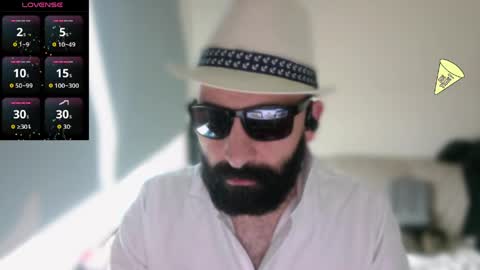 Snapshot of ona_nisme chatting on May 18, 2026, 5:08 pm ona nisme online show from May 18, 2026, 5:08 pm