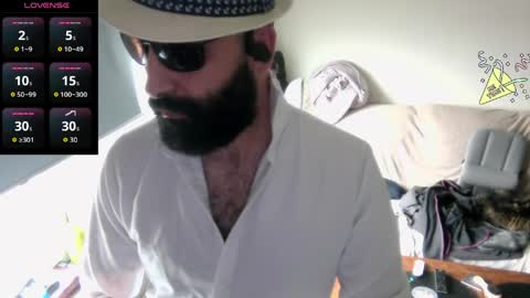 Snapshot of ona_nisme chatting on May 31, 2026, 3:52 pm ona nisme online show from May 31, 2026, 3:52 pm