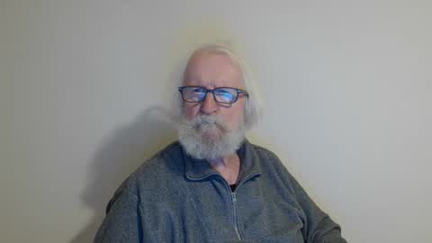 Somewhere over the rainbow online show from January 25, 2025, 9:14 pm