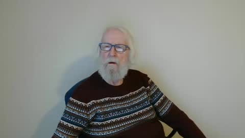 Somewhere over the rainbow online show from February 2, 2025, 7:52 am