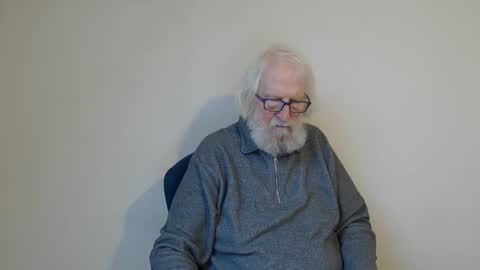 Somewhere over the rainbow online show from February 18, 2025, 7:54 am