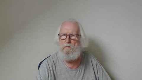 Somewhere over the rainbow online show from September 17, 2025, 1:57 pm