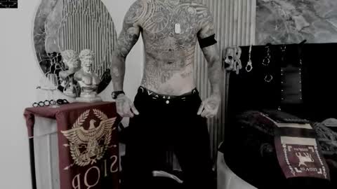     ... online show from October 4, 2025, 7:23 pm