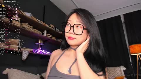 Snapshot of one_1ove chatting on February 16, 2025, 10:54 am Ana online show from February 16, 2025, 10:54 am