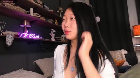 Snapshot of one_1ove chatting on February 17, 2025, 12:38 pm Ana online show from February 17, 2025, 12:38 pm