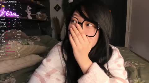 Snapshot of one_1ove chatting on February 18, 2025, 11:11 am Ana online show from February 18, 2025, 11:11 am