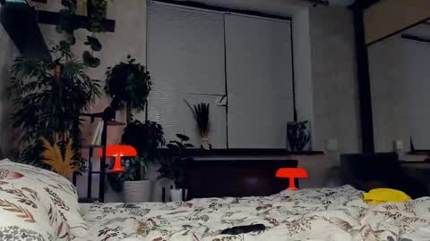 Snapshot of one_1ove chatting on February 22, 2025, 1:33 am Ana online show from February 22, 2025, 1:33 am