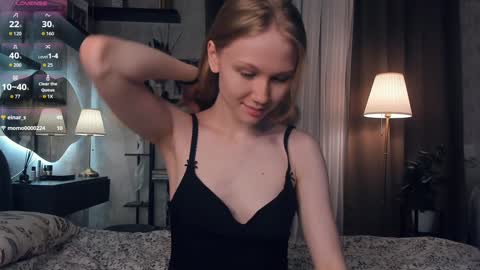 Snapshot of one_1ove chatting on September 21, 2025, 7:15 pm Ana online show from September 21, 2025, 7:15 pm