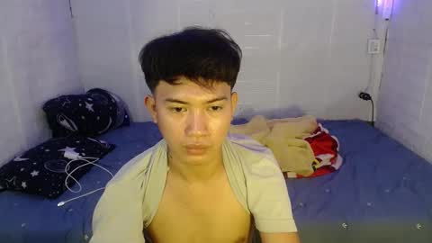 Wyn Will serve you and be your slave online show from November 20, 2025, 11:21 am