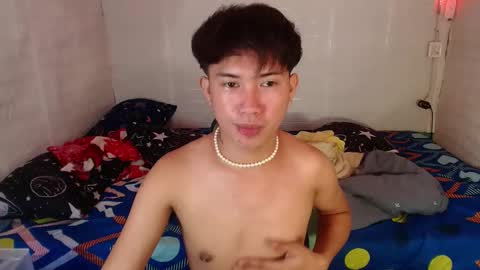 Wyn Will serve you and be your slave online show from December 19, 2025, 4:58 pm