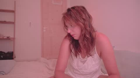 Ariel online show from October 10, 2025, 9:25 pm