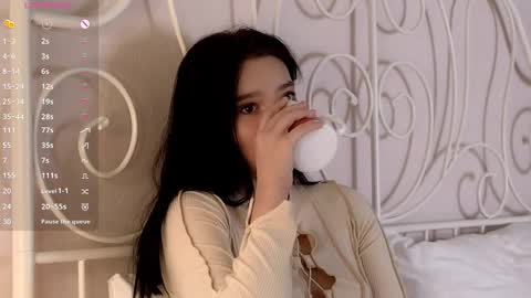 Snapshot of onemoreecall chatting on February 27, 2025, 1:07 pm Lexi online show from February 27, 2025, 1:07 pm