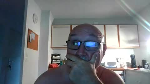 Snapshot of onemoretimebis chatting on June 23, 2026, 4:43 am Onemoretimebis online show from June 23, 2026, 4:43 am