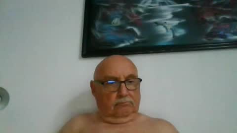 Snapshot of onemoretimebis chatting on July 21, 2026, 9:00 am Onemoretimebis online show from July 21, 2026, 9:00 am