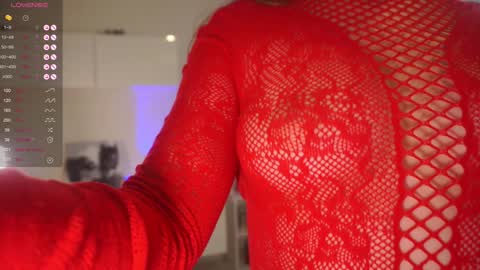 SamLolita online show from September 26, 2025, 9:13 am