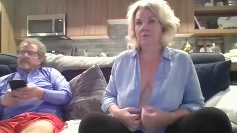 couple mature milf bigboobs curvy mommydaddy online show from December 24, 2024, 5:05 am