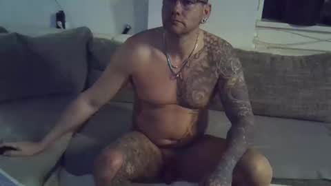 .....mICha..... online show from January 9, 2026, 7:00 am