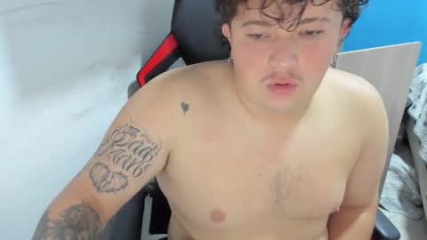 Andres INDEPENDENT MODEL online show from September 26, 2025, 3:38 pm