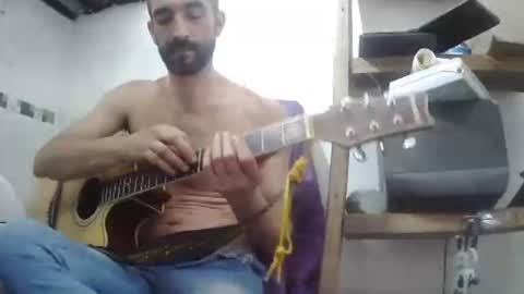 Giorgeo  Armani online show from January 28, 2025, 6:49 pm