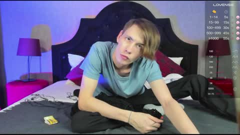 Erick  online show from February 6, 2025, 9:28 pm