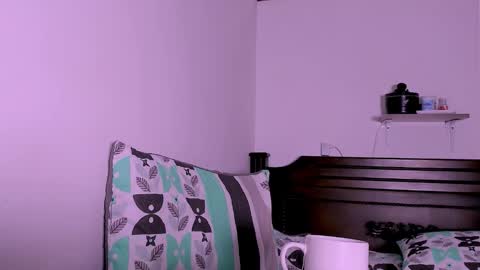 only_sarah1 online show from March 12, 2026, 11:00 pm