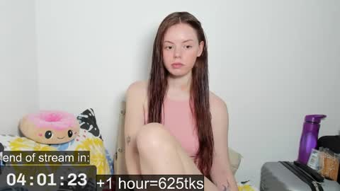 only_sarah1 online show from May 18, 2026, 10:04 pm
