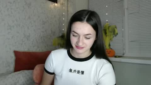 Amalia online show from December 3, 2024, 11:35 pm