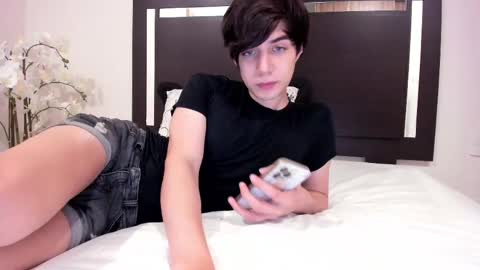 Sergio online show from April 11, 2026, 5:01 am