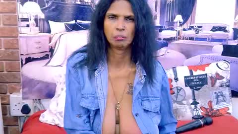onlysexyva online show from July 7, 2026, 7:29 pm
