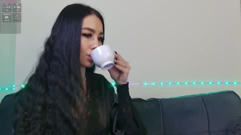 Snapshot of onlyxandra7 chatting on January 30, 2025, 8:32 am Xandra online show from January 30, 2025, 8:32 am