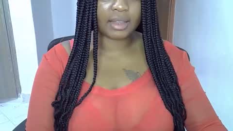 Snapshot of onlyyhazelbrown chatting on September 11, 2025, 12:16 pm Patience online show from September 11, 2025, 12:16 pm