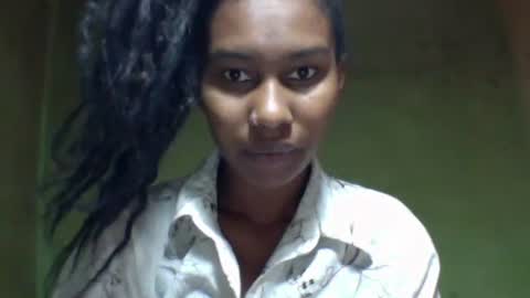 oolyette online show from October 4, 2025, 6:44 am