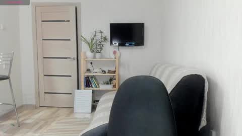 Snapshot of oops_britney chatting on October 12, 2025, 6:01 am Britney online show from October 12, 2025, 6:01 am