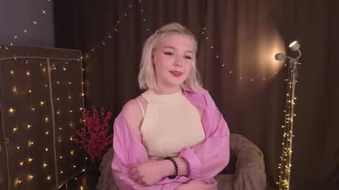 Annie online show from February 19, 2026, 4:58 pm